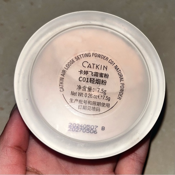 Makeup Bundle - Picture 6 of 8